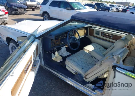 1984 Cadillac Eldorado Biarritz из США, поврежденный, VIN 1G6AL6785EE668545